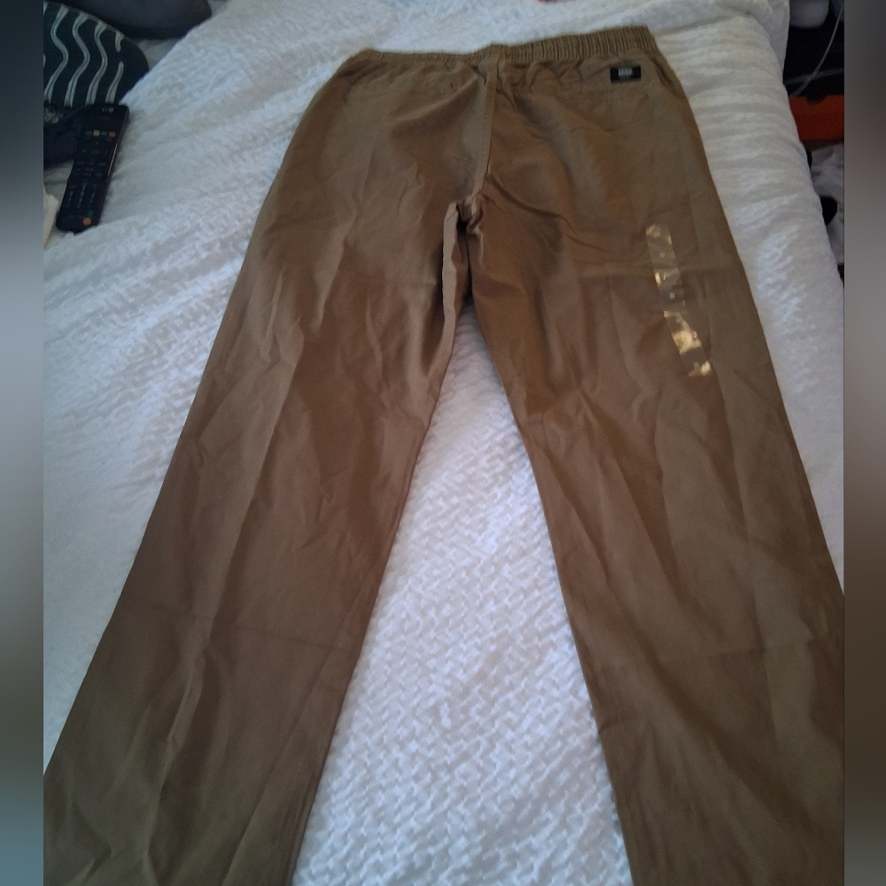 Van's Pants Mens Size Medium NWT Runs Big - Picture 4 of 8